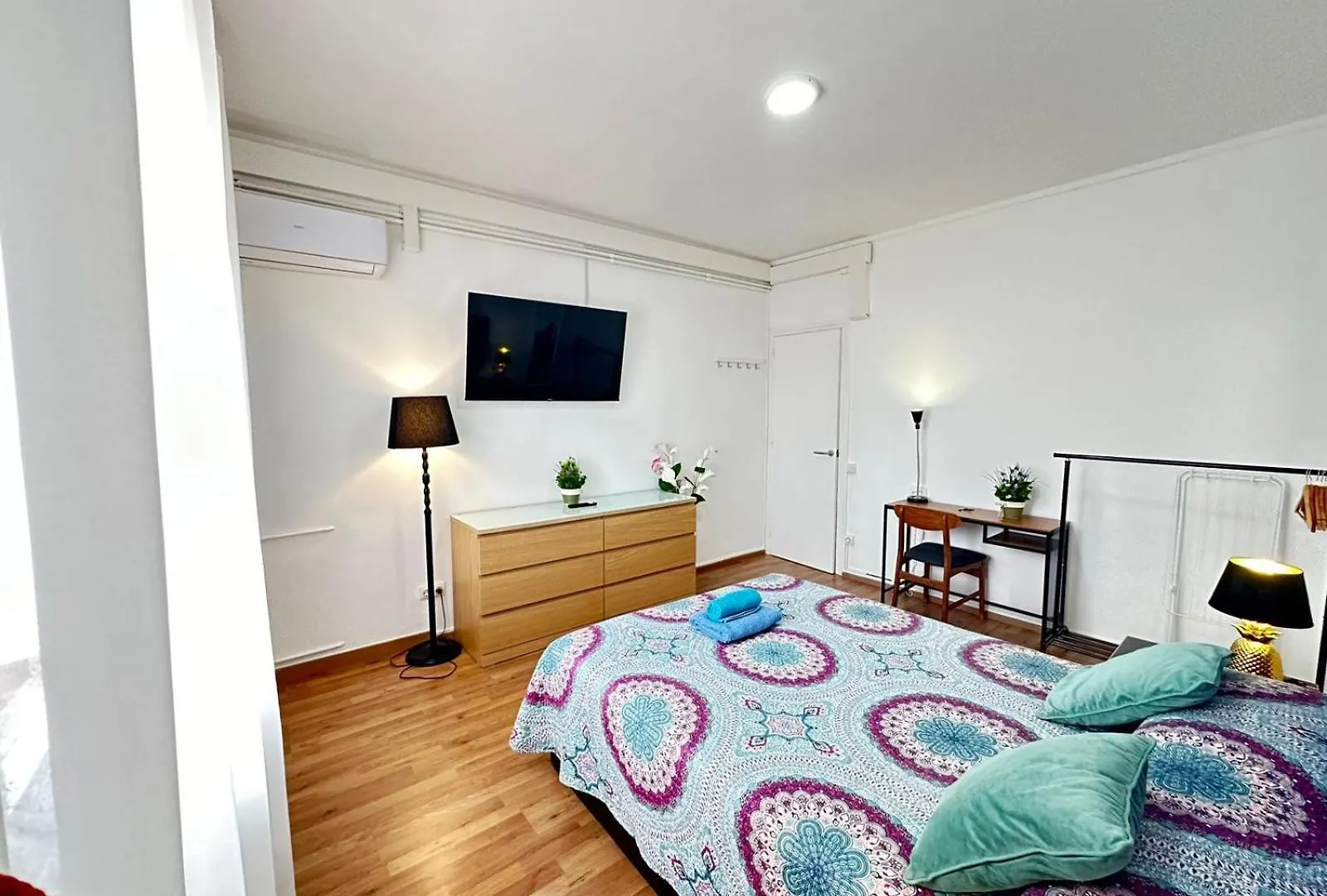 公寓式酒店 Habitaciones En La Calle Rambla 巴塞罗那